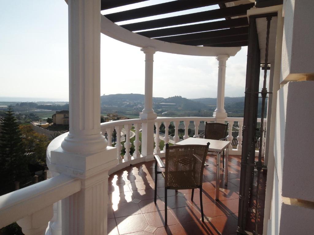 Villa Al Alba Torre Del Mar Habitación foto